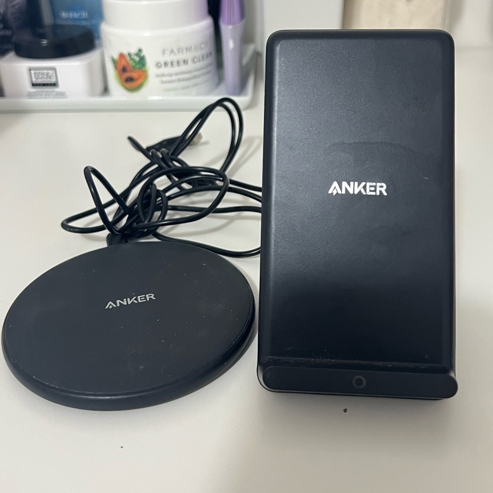 Anker wireless charger bundle
